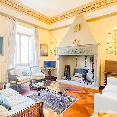 شقة Brunelleschi Imperial House
